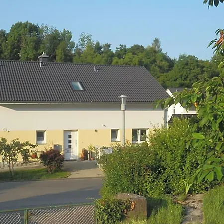 Bed & Breakfast Engen 3*