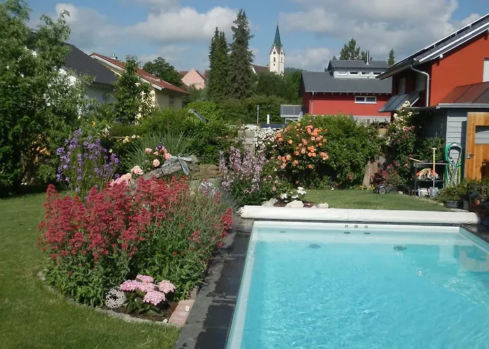 Bed & Breakfast Engen 3* Engen